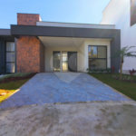 Casa à venda com 3 quartos, sendo 1 suíte, no condomínio Terras de São Francisco, Sorocaba - SP