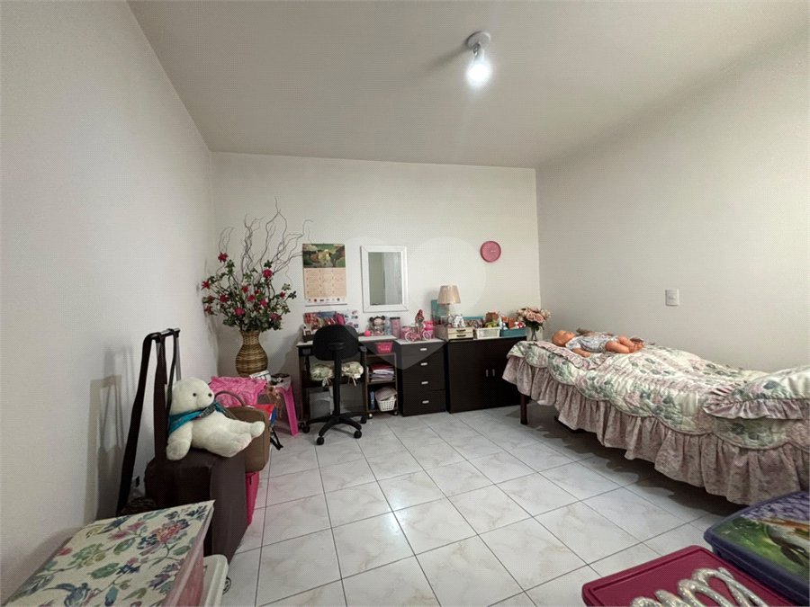 Casa à venda com 3 quartos em Vila Galvão, Guarulhos, SP