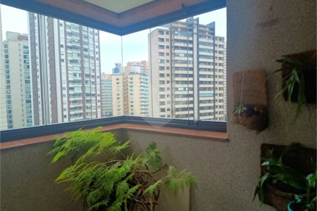 Apartamento à venda com 3 suítes em Vila Suzana, São Paulo, SP