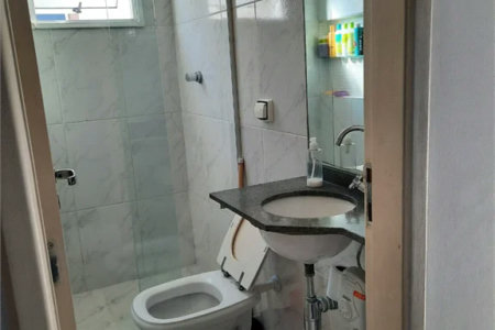 Sobrado à venda com 3 quartos, sendo 1 suíte,  em Jardim Ester, São Paulo, SP