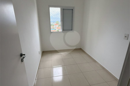 Apartamento à venda com 3 quartos, sendo 1 suíte,  em Jardim Nova Era, Salto, SP