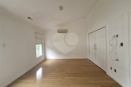 Casa para alugar com 4 quartos, sendo 2 suítes, no condomínio Fairmont, São Paulo - SP