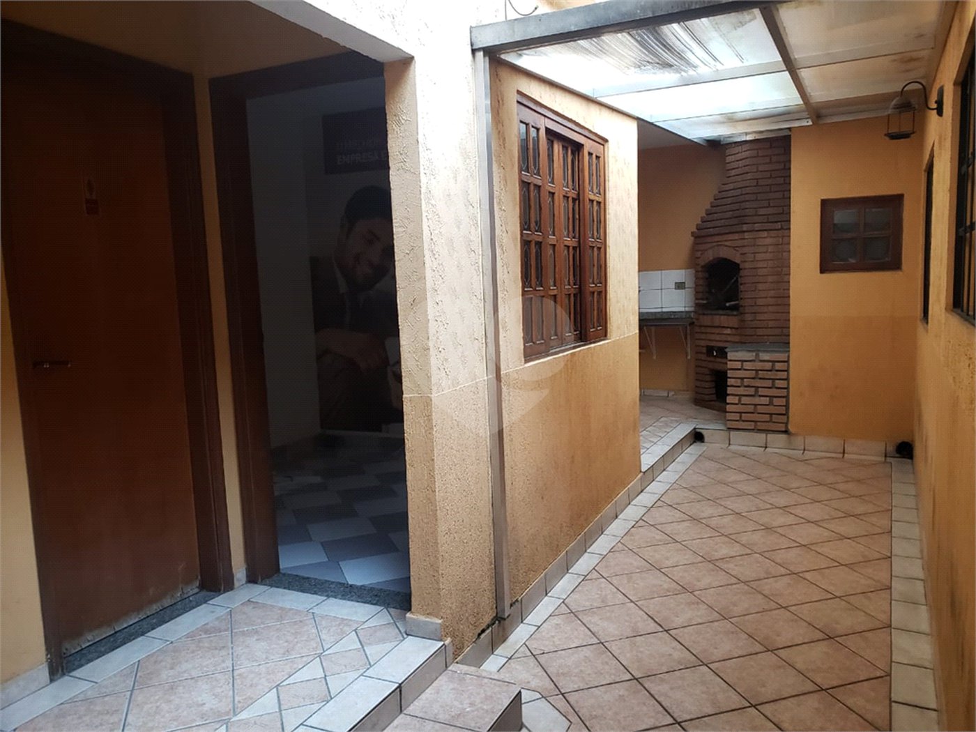 Casa à venda com 5 quartos, sendo 3 suítes,  em Vila Galvão, Guarulhos, SP