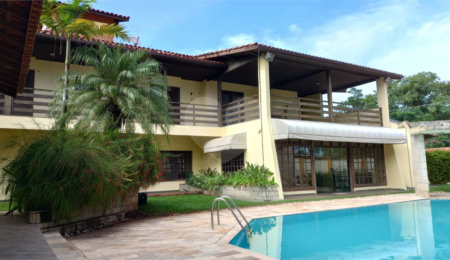 Casa à venda ou para alugar com 5 suítes no condomínio Vilage Zuleika Jabour, Salto - SP