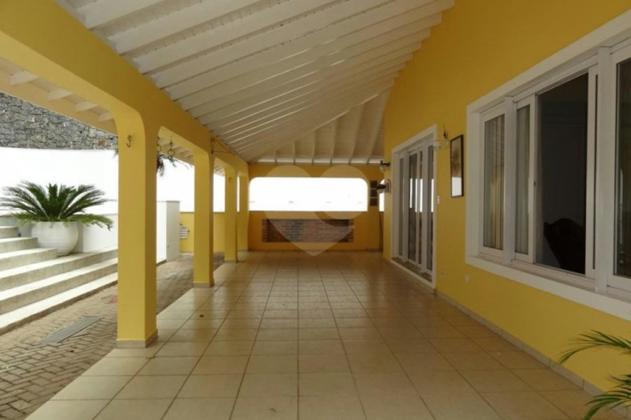 Casa à venda com 4 suítes no condomínio Jardim Ibiratiba, São Paulo - SP