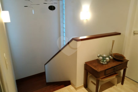 Casa à venda com 3 suítes em Interlagos, São Paulo, SP