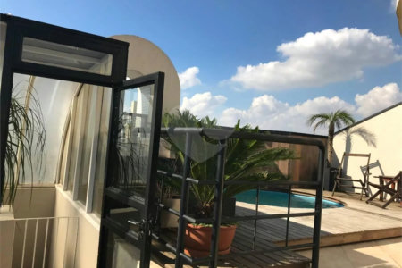 Cobertura à venda com 3 quartos, sendo 1 suíte,  em Vila Andrade, São Paulo, SP