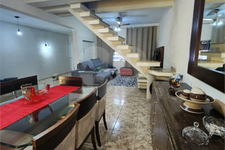 Sobrado à venda com 3 quartos, sendo 1 suíte, em Jardim Franca, São Paulo, SP