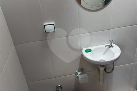 Sobrado à venda com 3 quartos, sendo 2 suítes, em Parada Inglesa, São Paulo, SP