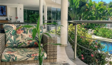 Casa à venda com 6 quartos, sendo 4 suítes,  no condomínio Residencial Valville 2, Santana de Parnaíba - SP