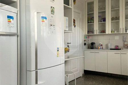 Apartamento à venda com 3 quartos, sendo 1 suíte, em Vila Paulicéia, São Paulo, SP