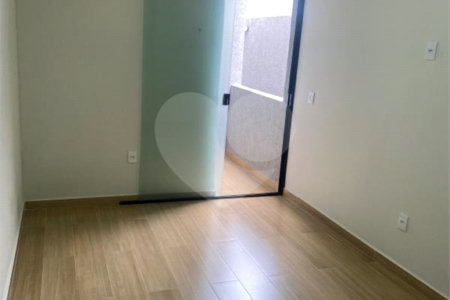 Casa Térrea à venda com 2 suítes em Jardim Santo Antônio, Atibaia, SP