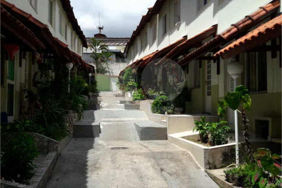 Casa à venda com 2 quartos no condomínio Nova Vida, São Paulo - SP