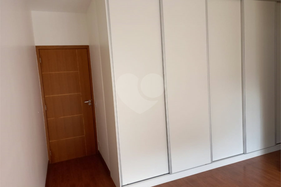 Casa para alugar com 4 suítes no condomínio Milenium, São Paulo - SP