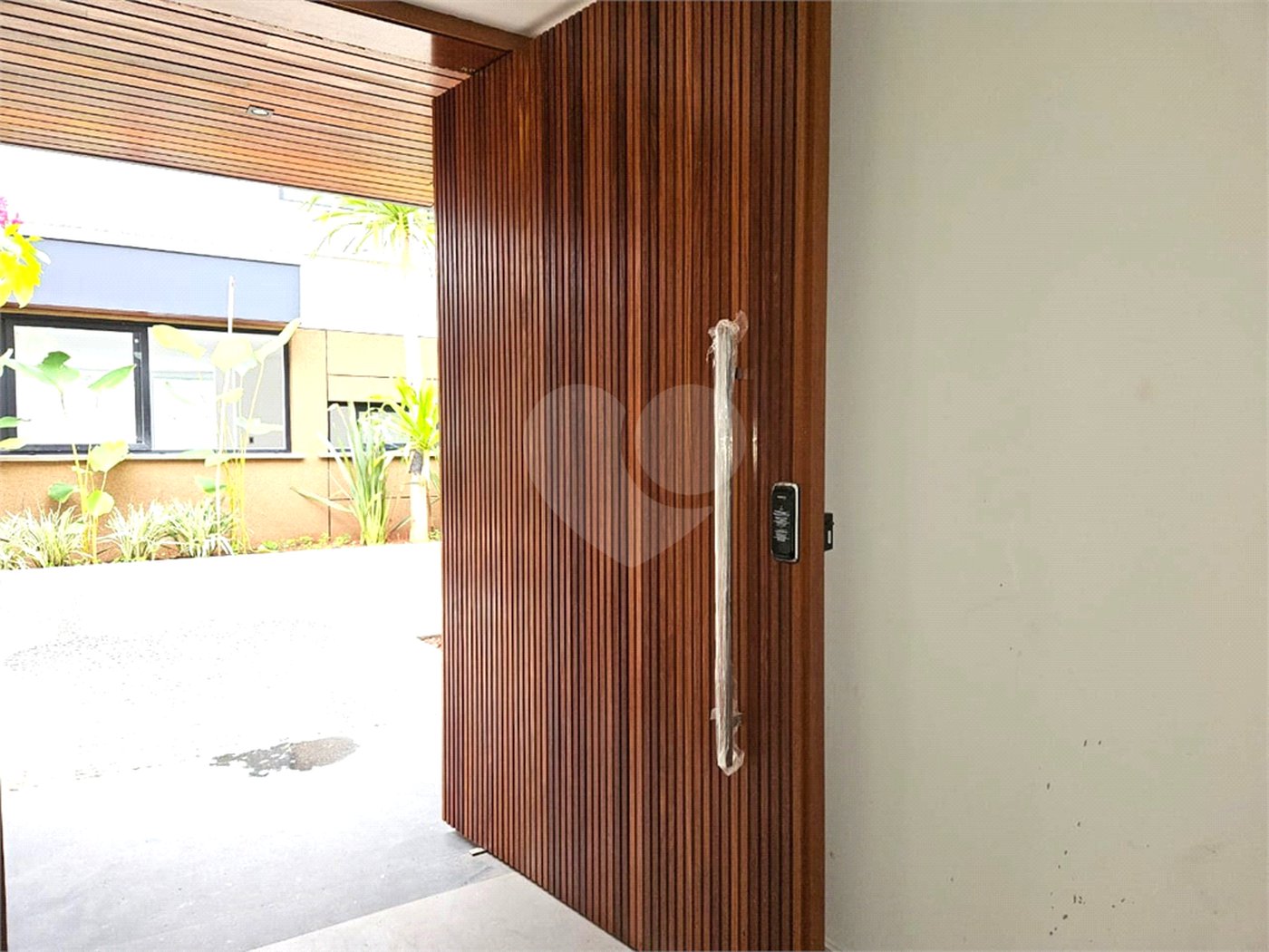 Casa à venda com 4 suítes no condomínio Venezia, São Paulo - SP