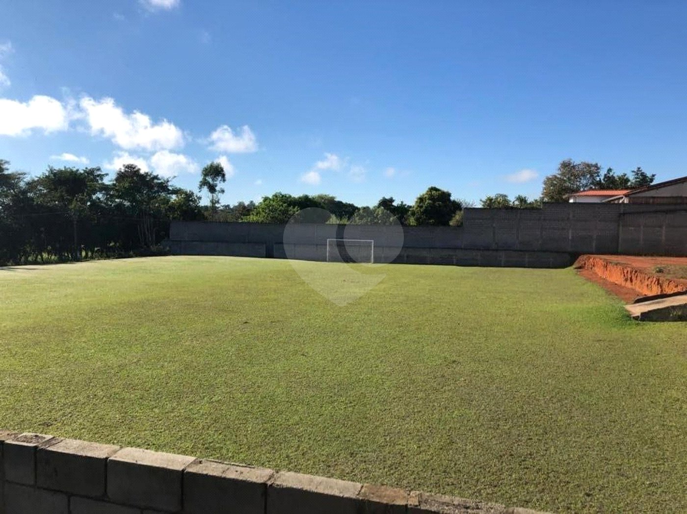 Chácara à venda com 3 suítes no Centro, Araçoiaba da Serra, SP