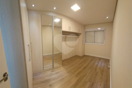 Apartamento à venda com 2 quartos, sendo 1 suíte, em Vila Maria Alta, São Paulo, SP