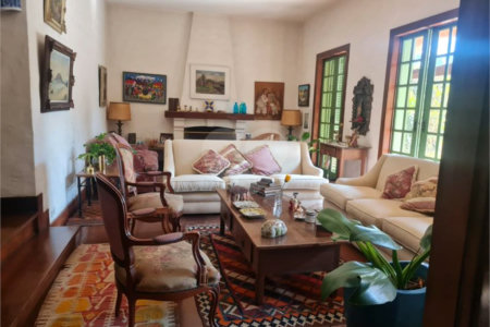 Casa à venda com 5 quartos, sendo 2 suítes,  em Jardim Morumbi, São Paulo, SP