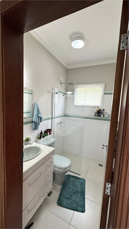 Casa à venda com 3 suítes no condomínio Residencial Delle Stelle, Louveira - SP