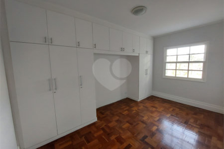 Casa à venda com 3 quartos em Brooklin, São Paulo, SP