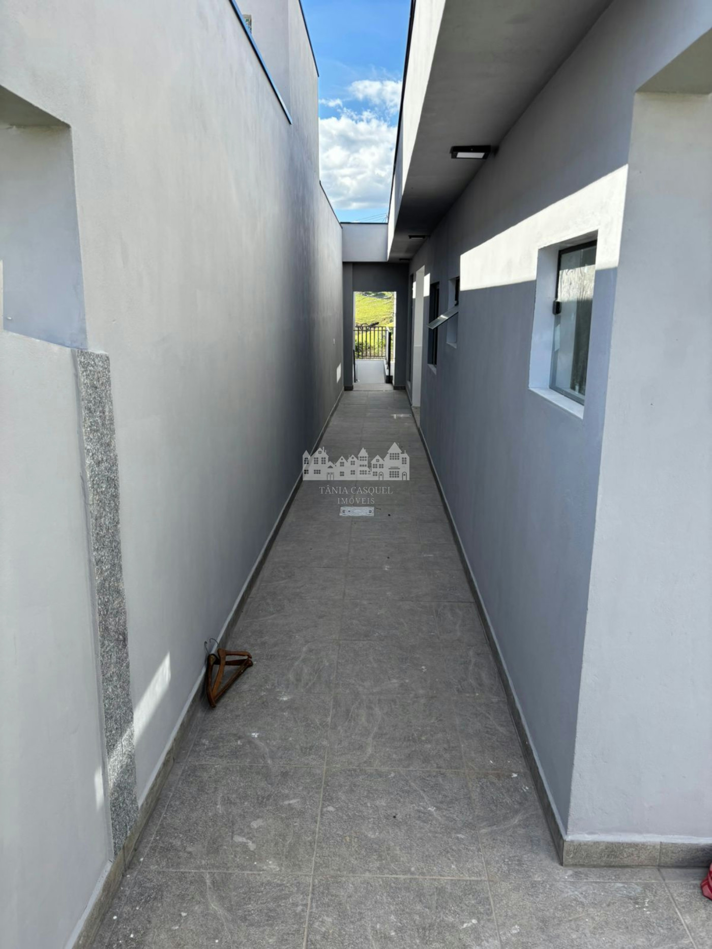 Casa à venda com 2 quartos, sendo 1 suíte, em Nova Suissa, Piracaia, SP