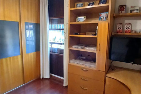 Sobrado à venda com 4 quartos, sendo 2 suítes,  em Jardim Leonor, São Paulo, SP