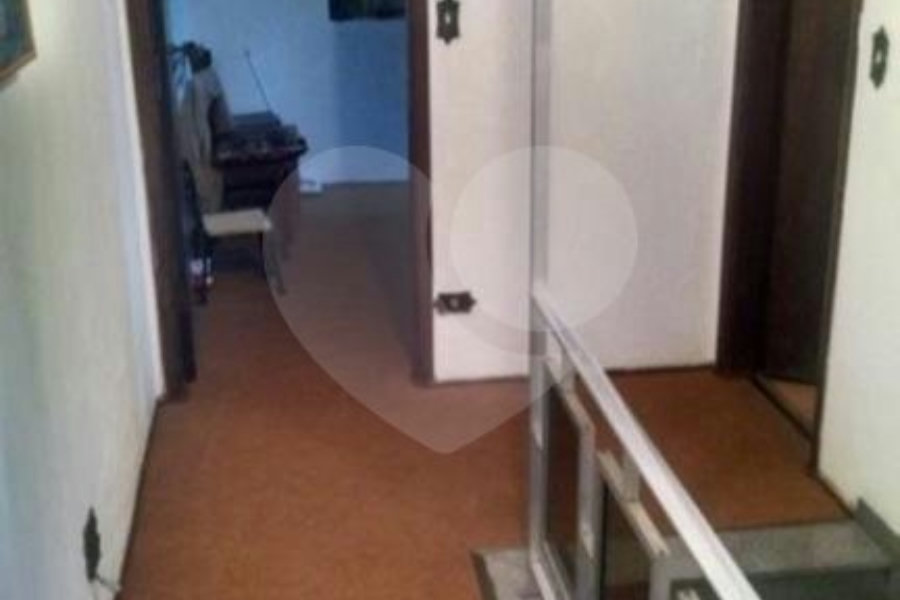 Sobrado à venda com 3 quartos, sendo 1 suíte, em Vila Guilherme, São Paulo, SP