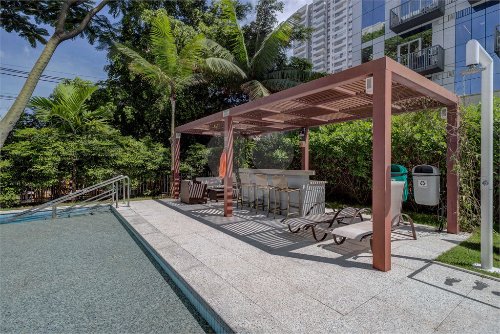 Apartamento à venda com 4 quartos, sendo 3 suítes, em Alto da Boa Vista, São Paulo, SP