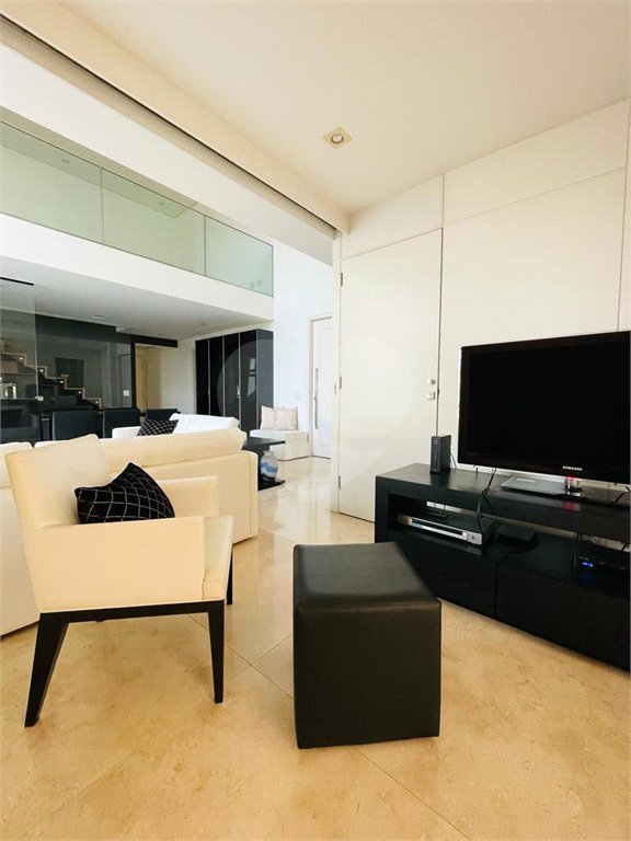 Apartamento à venda ou para alugar com 2 quartos, sendo 1 suíte, em Parque do Morumbi, São Paulo, SP