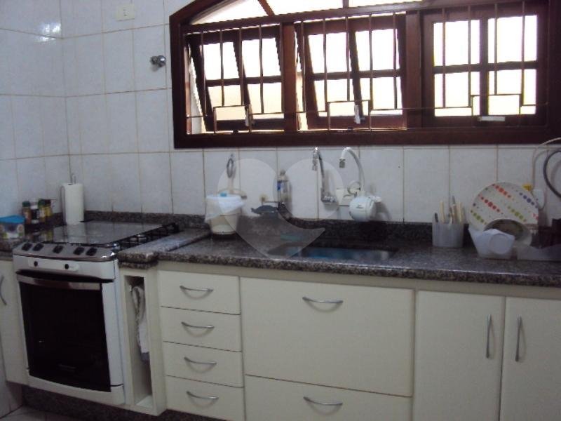 Casa à venda com 3 suítes em Vila Sônia, São Paulo, SP