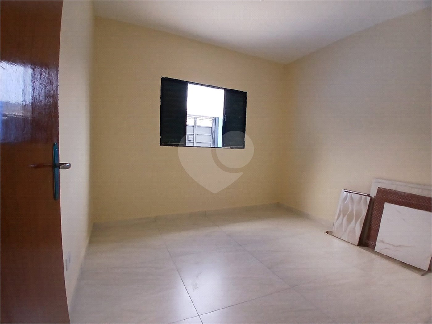 Casa à venda com 2 quartos, sendo 1 suíte, em Jardim Imperial, Atibaia, SP