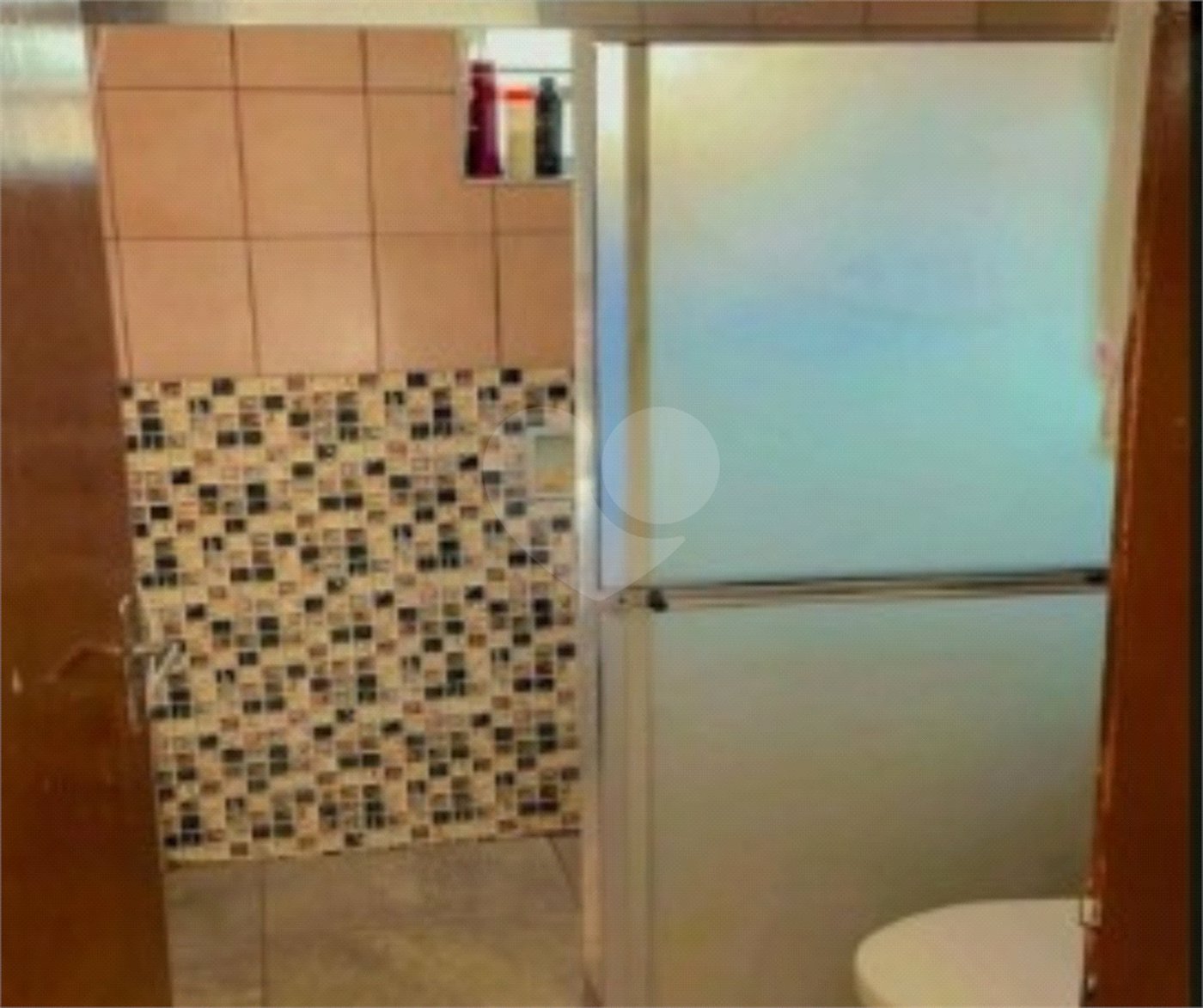 Sobrado à venda com 4 quartos, sendo 1 suíte, em Jaraguá, São Paulo, SP
