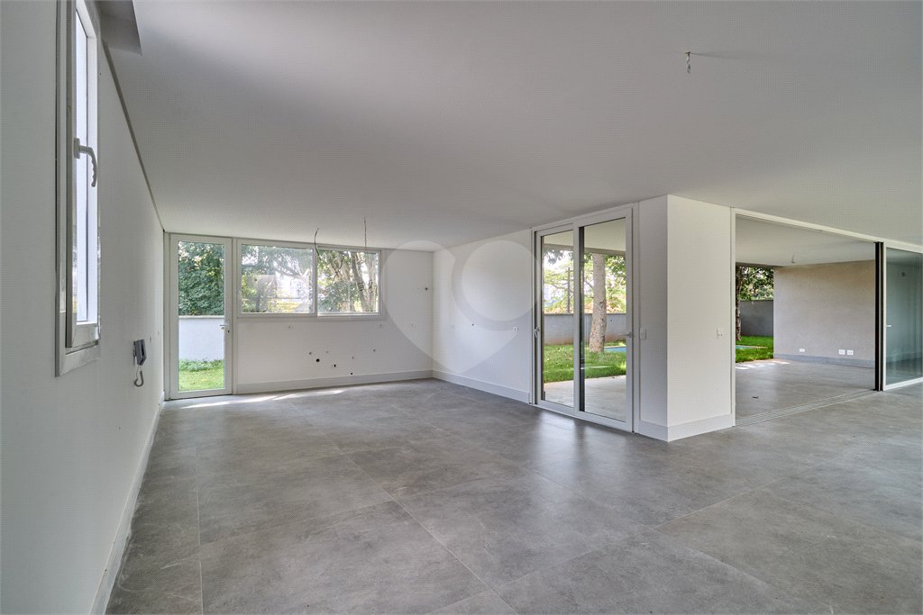 Casa à venda com 4 suítes no condomínio Liló, São Paulo - SP