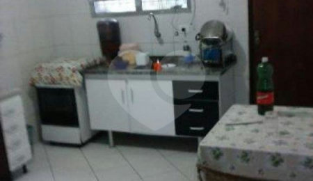 Sobrado à venda com 3 quartos, sendo 1 suíte, em Vila Nova Mazzei, São Paulo, SP