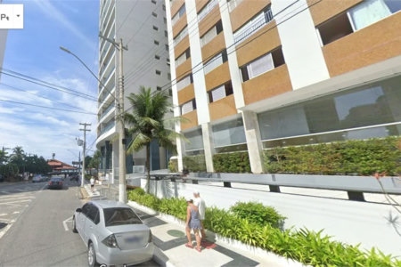 APARTAMENTO 2 QUARTOS (+1 REV.) MOBILIADO P/ALUGAR NO GUARUJÁ/PITANGUEIRAS 96m2 VISTA MAR