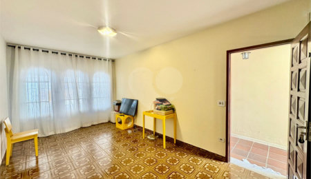 Sobrado à venda com 3 quartos, sendo 2 suítes,  em Vila Ester (zona Norte), São Paulo, SP