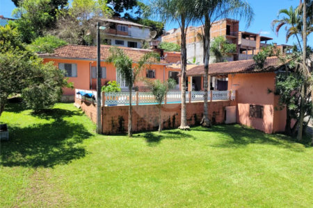 Chácara à venda com 3 quartos, sendo 1 suíte,  em Jardim Imperial, Atibaia, SP