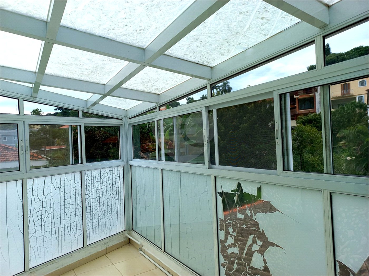 Casa à venda com 3 suítes no condomínio Maison Montparnasse, São Paulo - SP