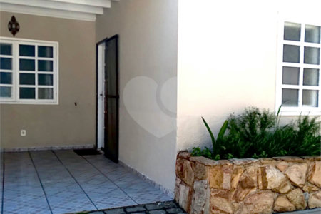 Casa em condomínio à venda com 2 quartos, sendo 1 suíte,  em Alto de Búzios, Armação dos Búzios, RJ
