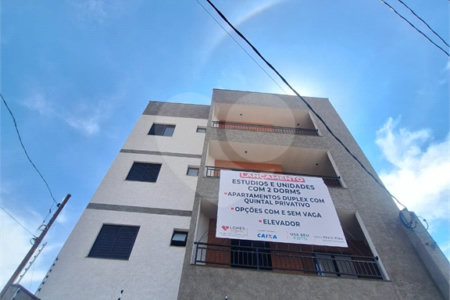 Casa à venda com 2 quartos no condomínio Ângelo Calandrino, São Paulo - SP