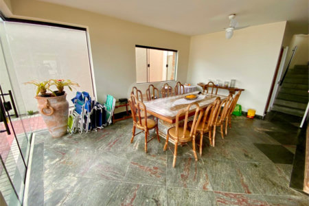 Casa à venda com 6 quartos, sendo 4 suítes,  em Maranduba, Ubatuba, SP