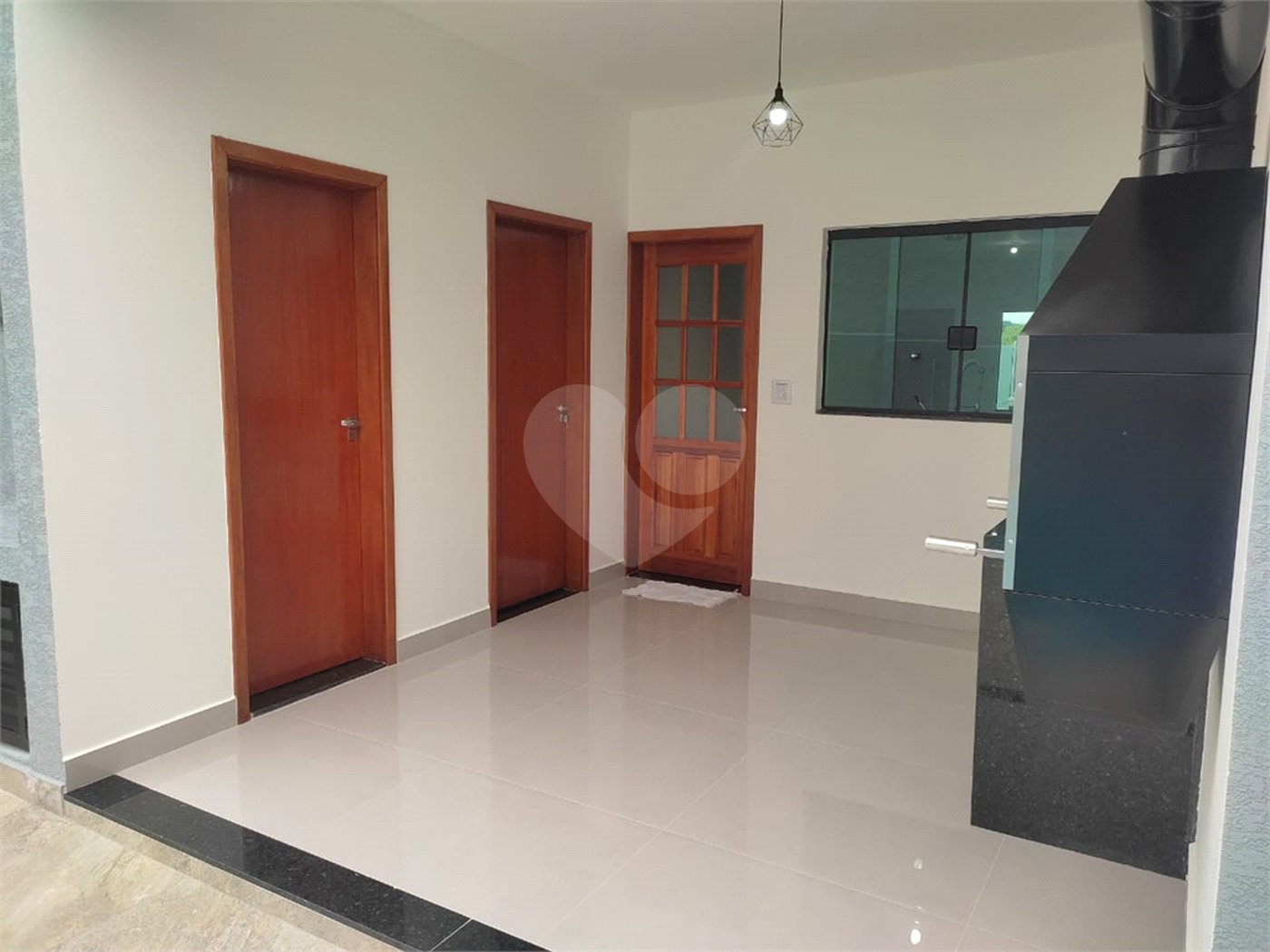 Casa à venda com 3 quartos, sendo 1 suíte,  em Loteamento Parque Residencial Serras de Atibaia II, Atibaia, SP