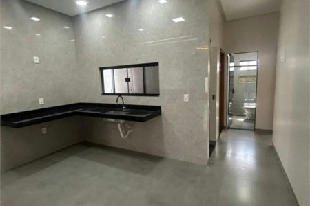 Casa à venda com 3 quartos, sendo 1 suíte,  em São Luís, Balsas, MA