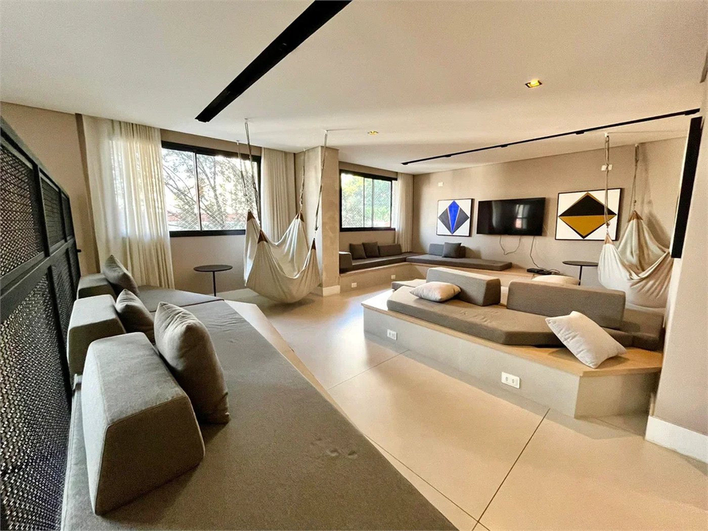 Apartamento à venda ou para alugar com 1 suíte em Pinheiros, São Paulo, SP