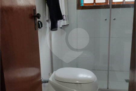Sobrado à venda com 3 quartos, sendo 1 suíte, em Jardim Franca, São Paulo, SP
