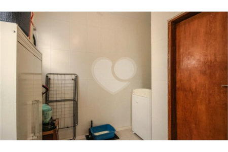 Prédio à venda com 5 quartos em Santa Teresinha, São Paulo, SP