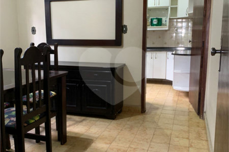 Sobrado à venda com 3 quartos, sendo 1 suíte, em Vila do Castelo, São Paulo, SP