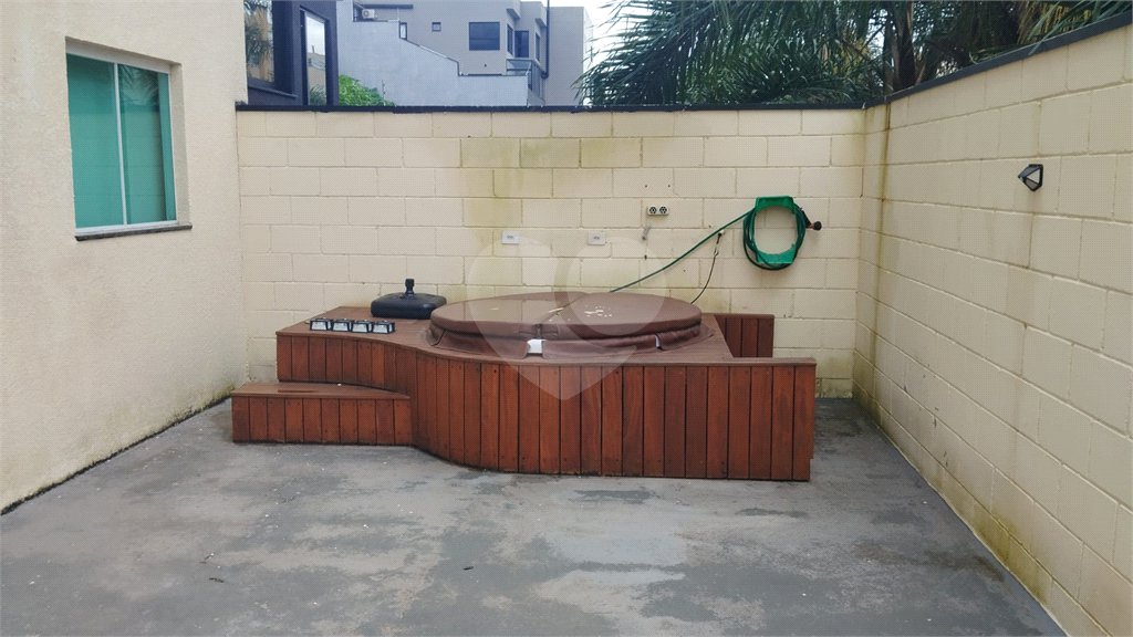 Apartamento à venda com 2 quartos, sendo 1 suíte,  em Vila Nova Socorro, Mogi das Cruzes, SP