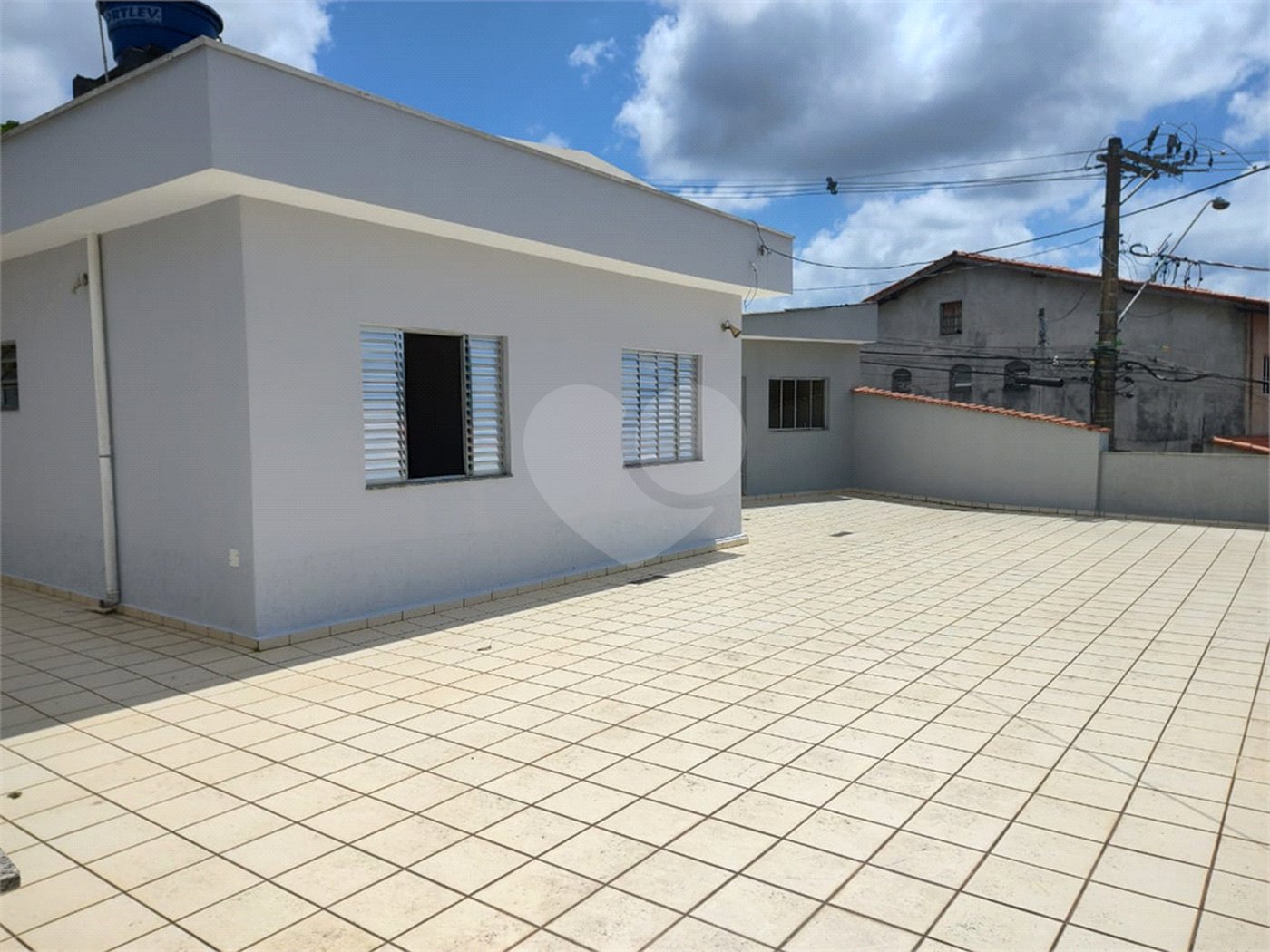 Casa à venda com 3 quartos, sendo 1 suíte,  em Jardim Cintia, Mogi das Cruzes, SP