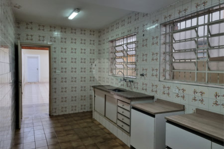 Sobrado à venda com 3 quartos em Moema, São Paulo, SP